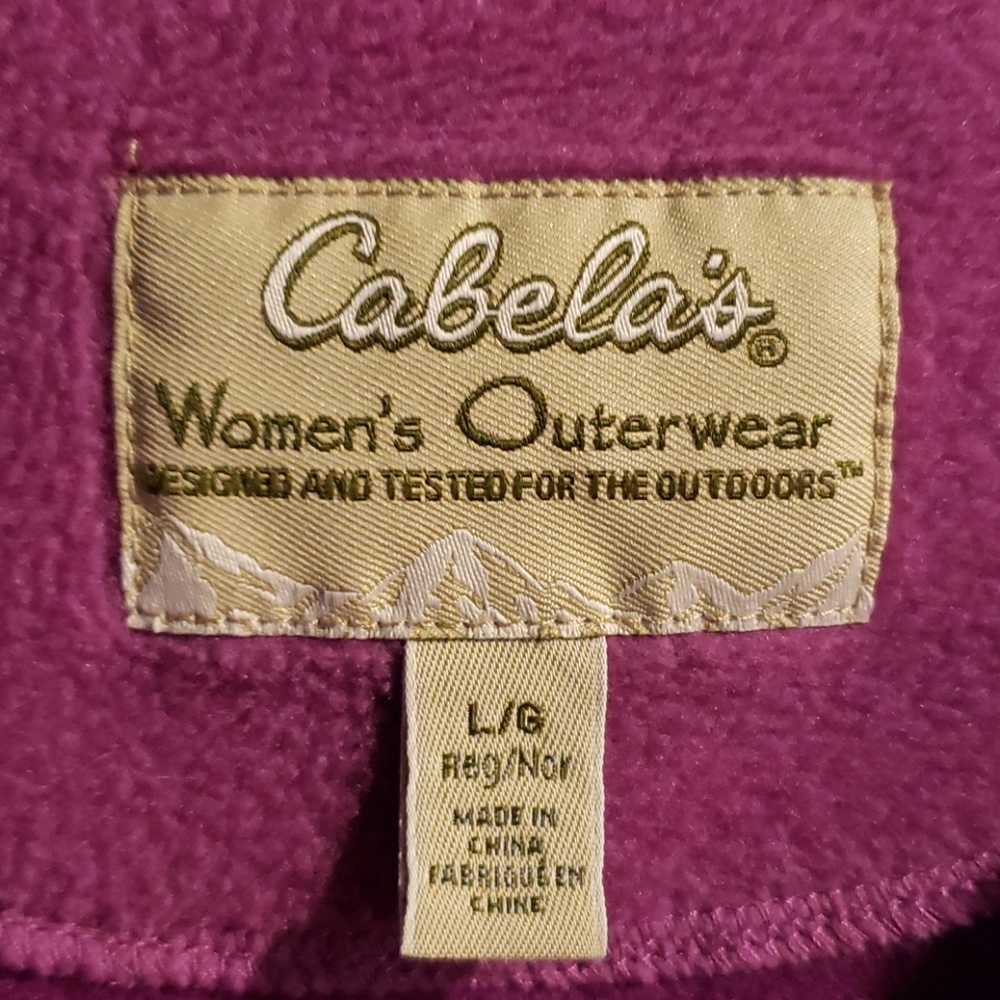 Cabela's vest - Picture 2 of 3
